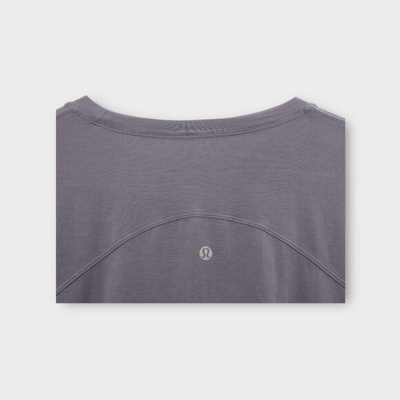 Lululemon Action Always Short Sleeve Purple Quartz Size Medium Estimated* - Picture 5 of 5